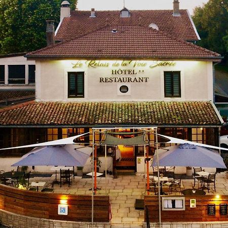Logis Le Relais De La Voie Sacree Hotel Issoncourt ภายนอก รูปภาพ