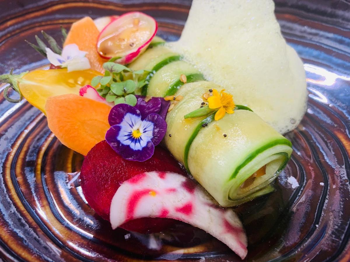 Logis Le Relais De La Voie Sacree Hotel Issoncourt ภายนอก รูปภาพ